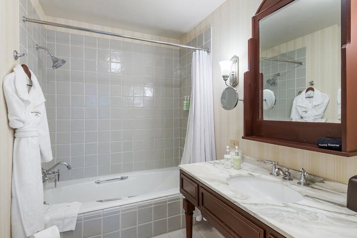 Clean Restrooms