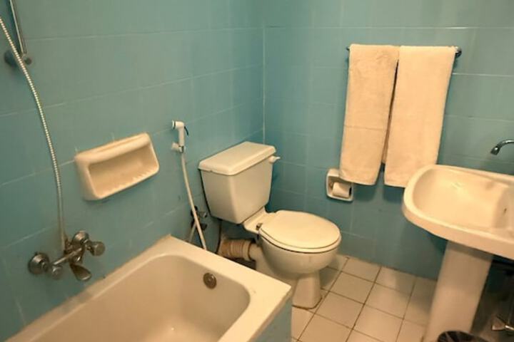 Room 42 of 58