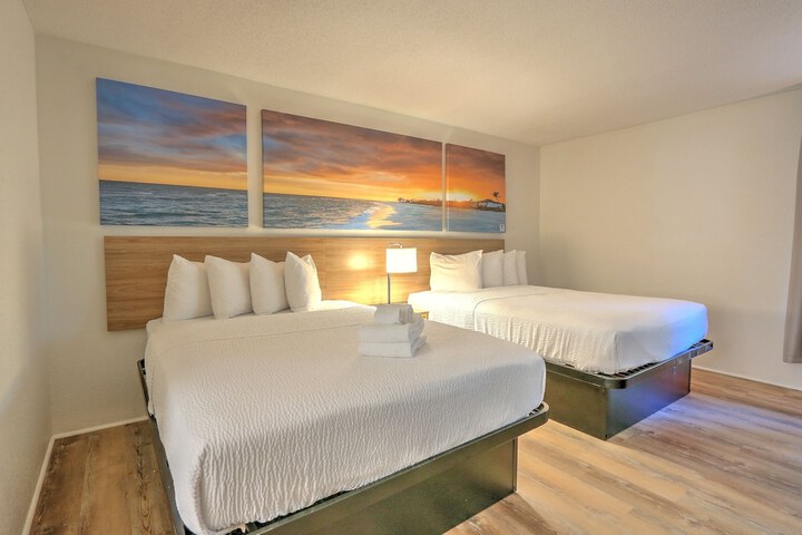 Room 6 of 23