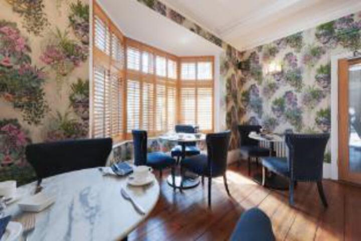 Somerset House Boutique Hotel - Part of The Mercer Collection