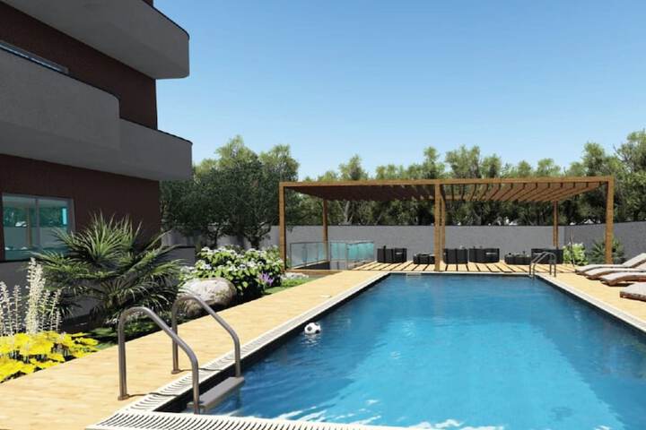 Pool 37 of 53