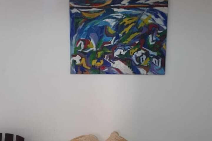 Room 25 of 86