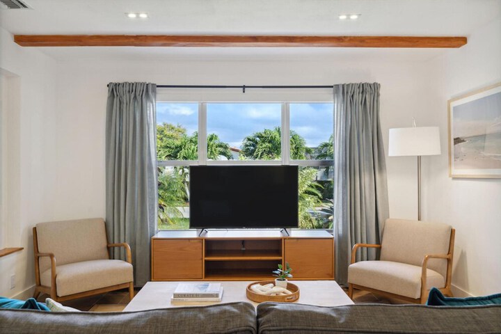 Photo of Kasa by The Sea 4bd 3ba Private Home