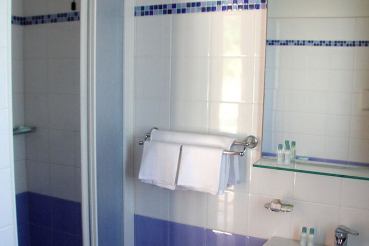 Room 14 of 70