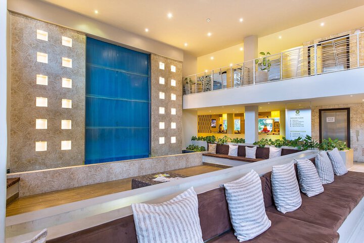 Hotel Interior 6 of 57