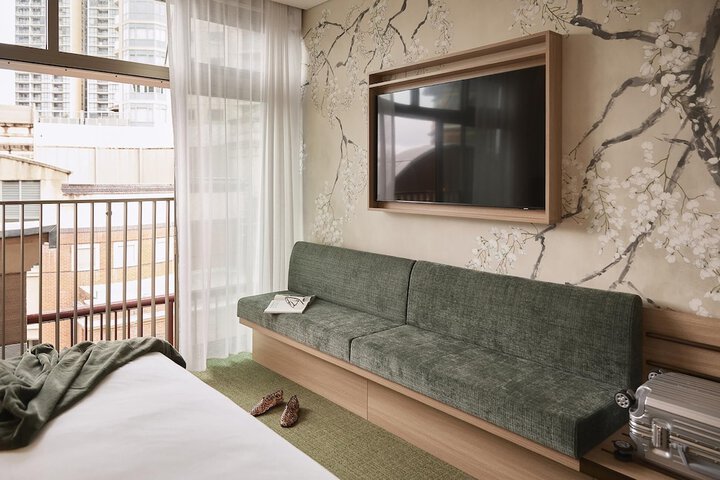 Room 29 of 53