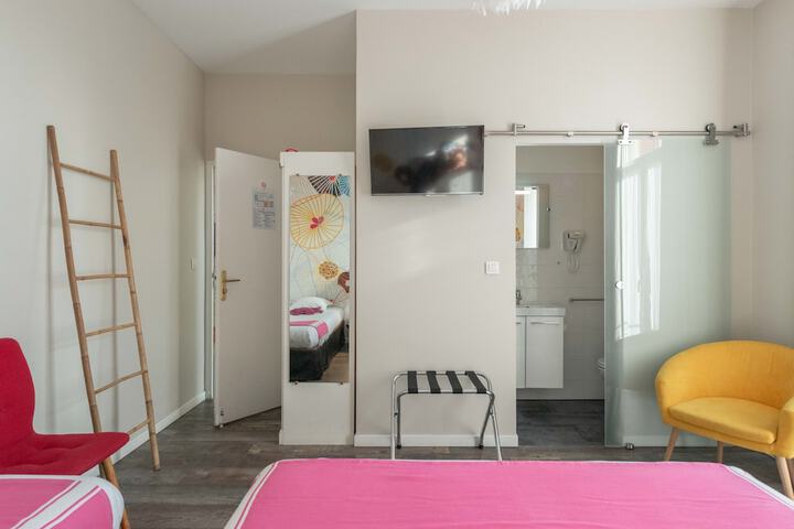 Room 54 of 66