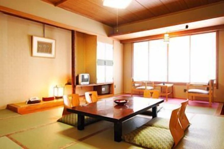 Room 16 of 54