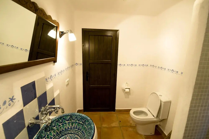 Room 7 of 21