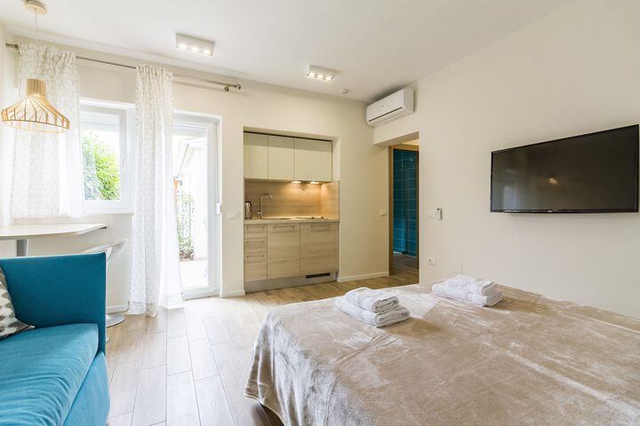 Room 10 of 186