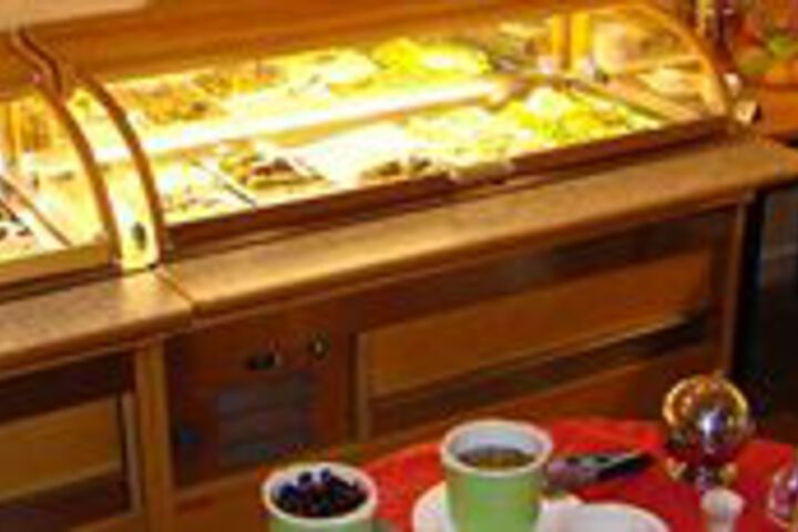 Breakfast/Coffee Service 3 of 9