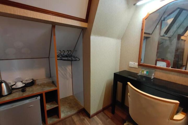 Photo 19