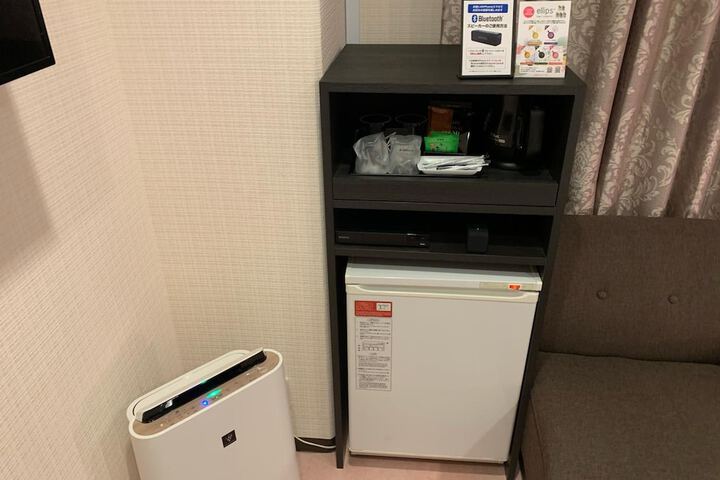 Room 12 of 32