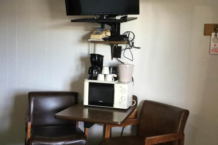 Room 5 of 21