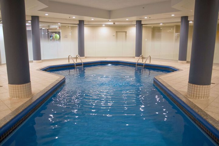 Pool 34 of 58