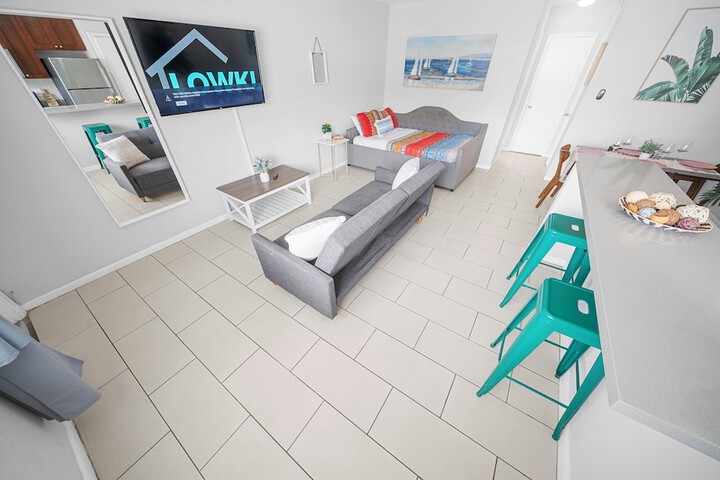 Room 5 of 60