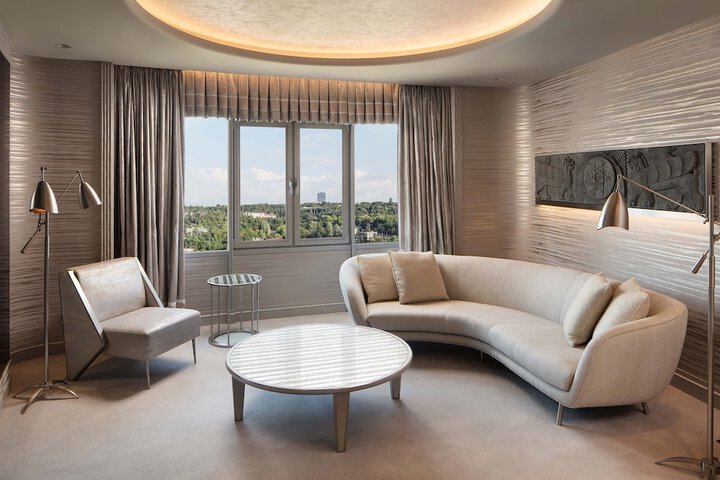 Room 45 of 140