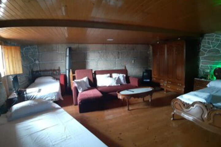 Room 214 of 244