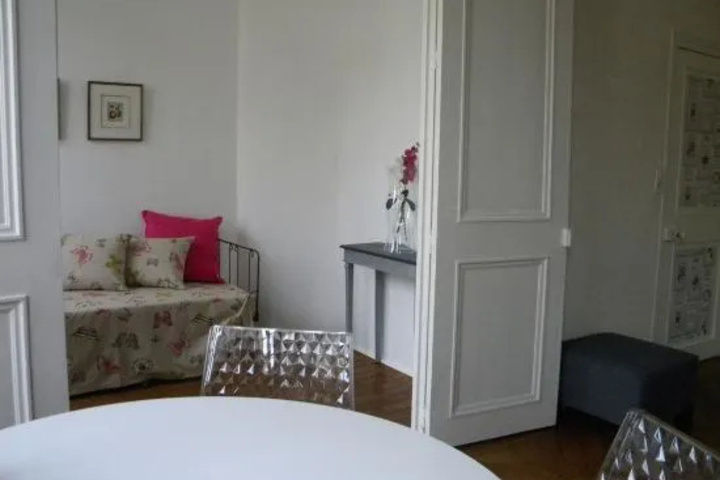 Room 3 of 11