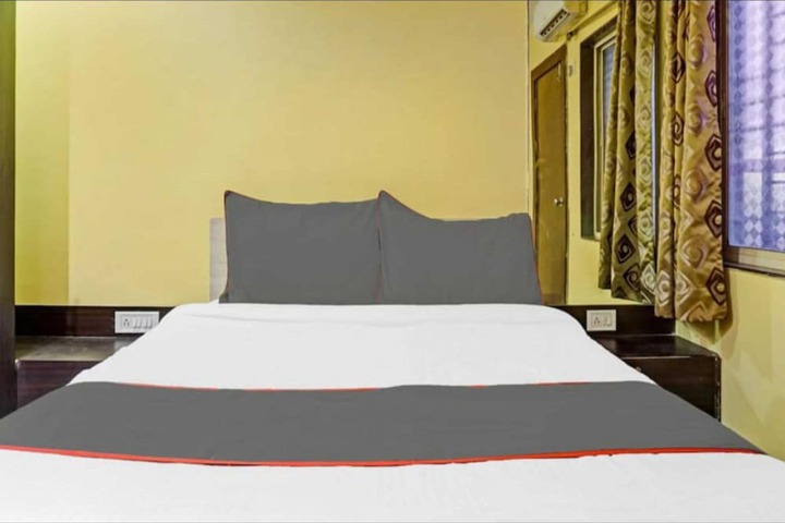 Room 3 of 21