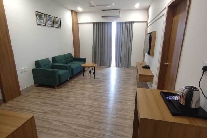 Room 14 of 20
