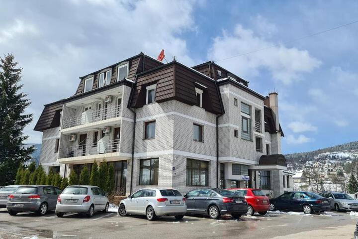 Hotel Damis
