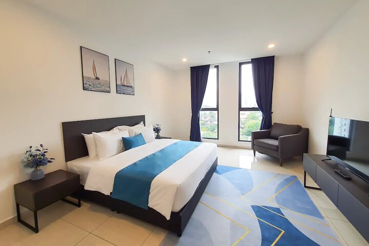 Room 2 of 27
