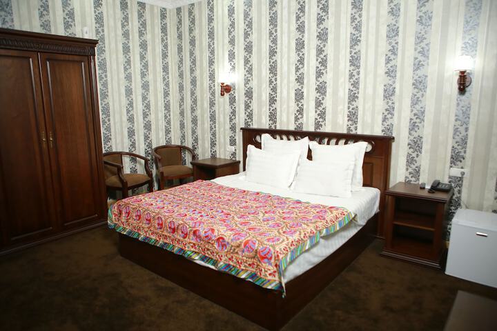 Room 5 of 58