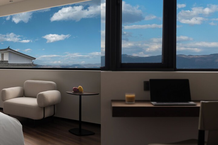 Room 60 of 86