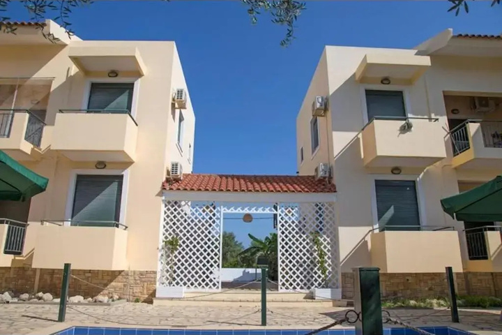New-olivaholidayhomes - Pastel Studio +pool