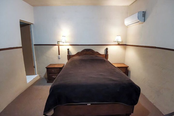 Room 18 of 114