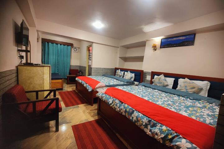 Room 10 of 23