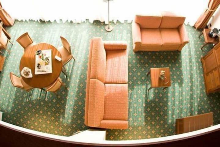 Room 23 of 70