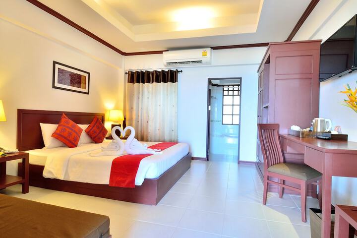 Room 9 of 74