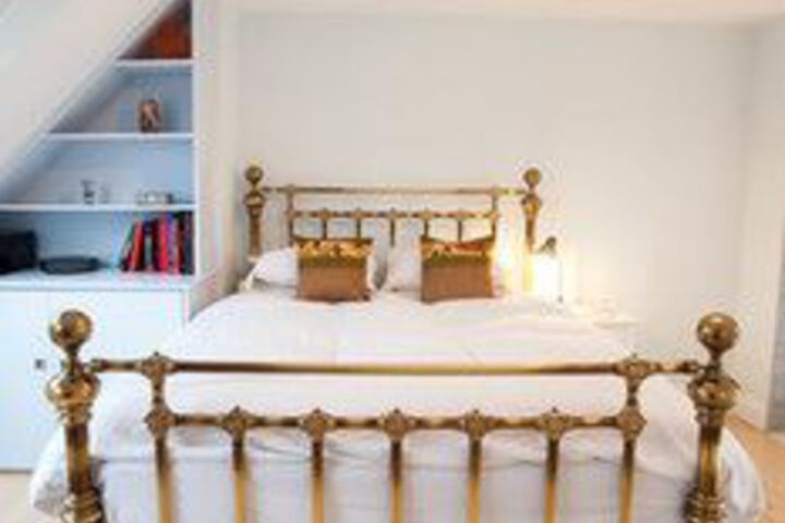 Room 8 of 29