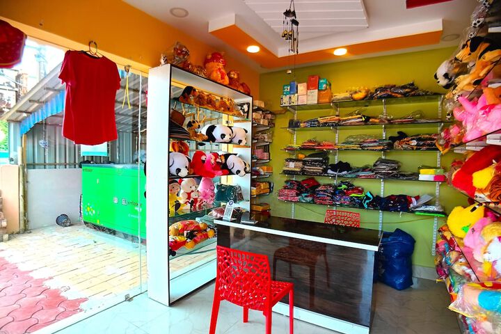 Gift Shop 20 of 30
