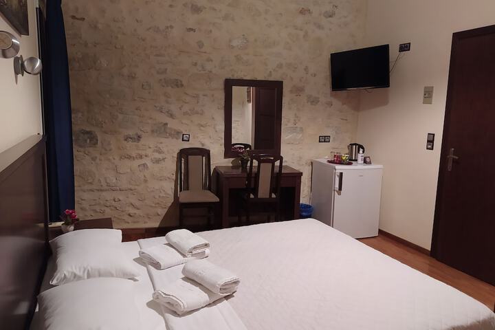 Room 37 of 70
