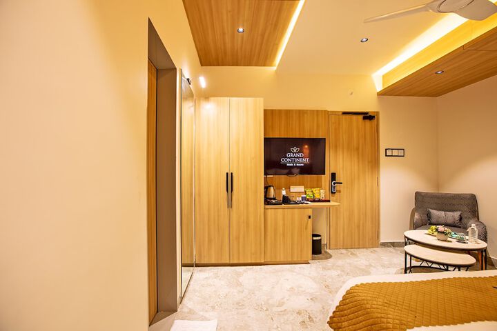 Room 4 of 47