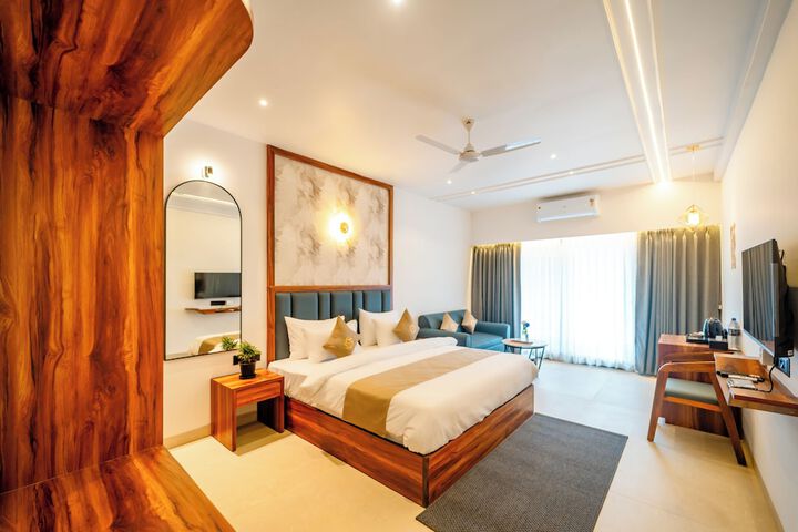 Room 28 of 68
