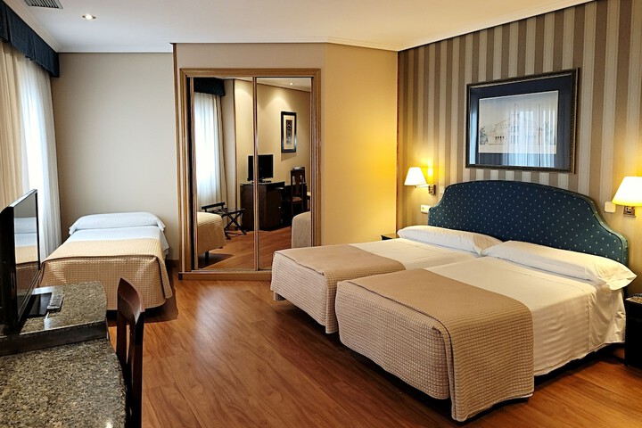 Room 3 of 30
