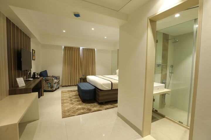 Room 14 of 46