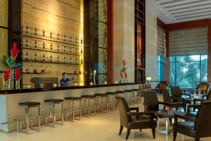 Hotel Interior 4 of 146