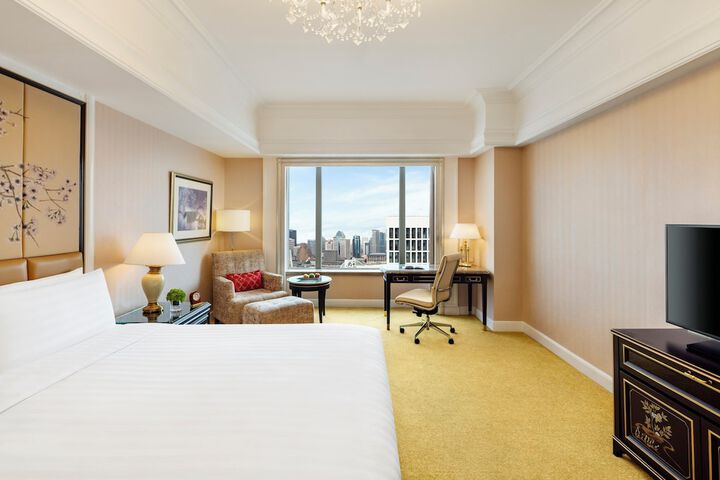Room 73 of 229