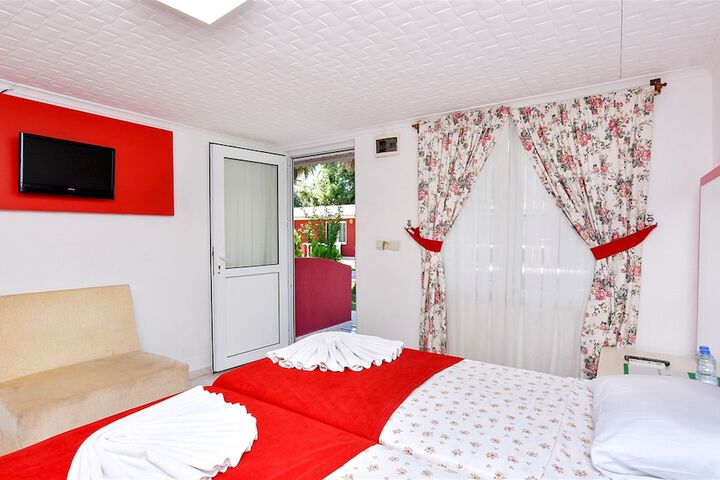 Room 10 of 50