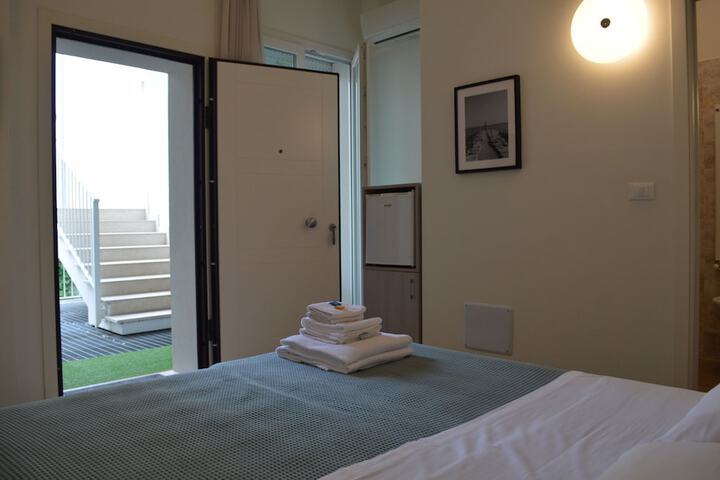 Room 36 of 140