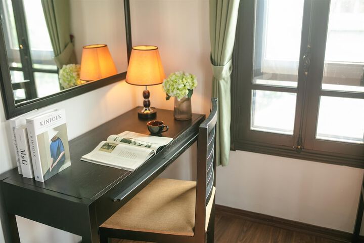 Room 8 of 47