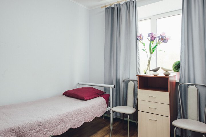 Room 9 of 48