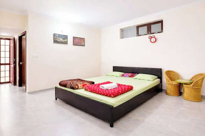 Hotel Herb Club Home Stay Near Lake