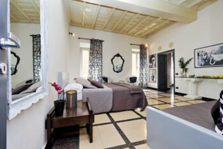 Room 41 of 60