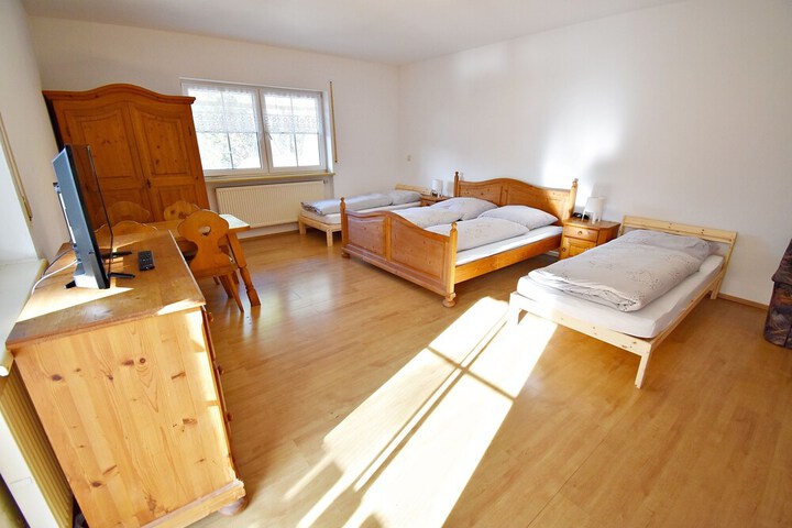 Room 20 of 86